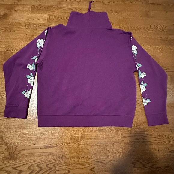 NWT VS PINK Purple & White Floral Cowl Neck Everyday Lounge Pullover Sweatshirt - Picture 6 of 14